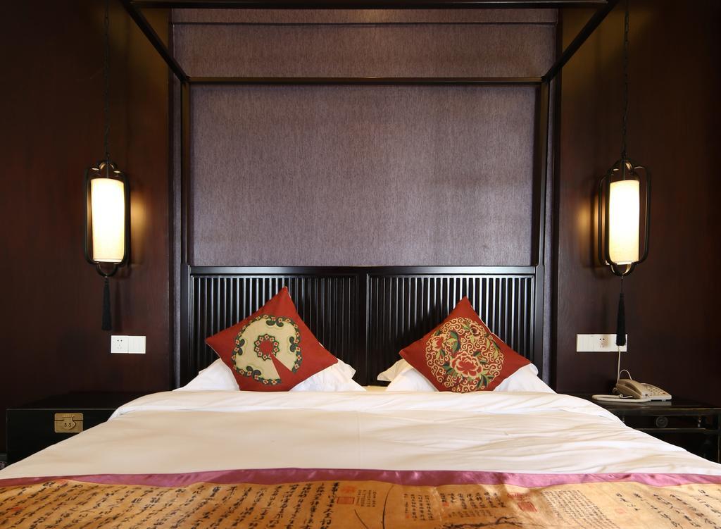Floral Hotel - Yuexiang Inn Wuzhen Цзясин Экстерьер фото