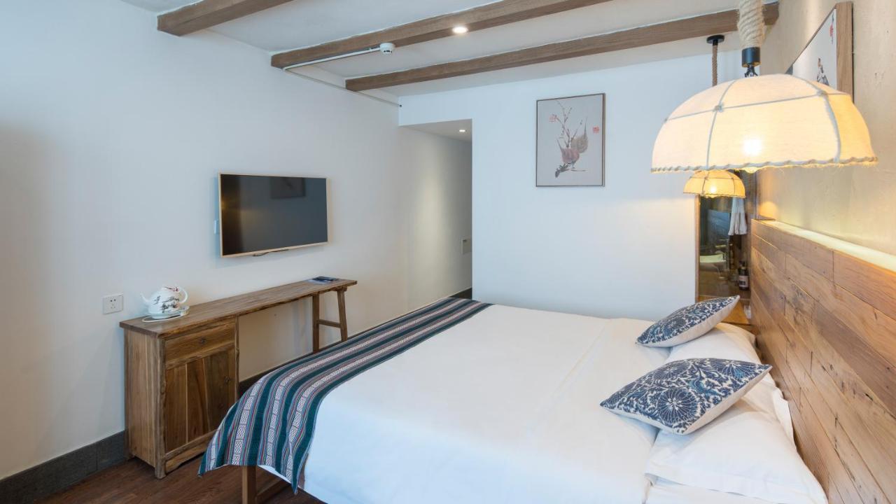 Floral Hotel - Yuexiang Inn Wuzhen Цзясин Экстерьер фото